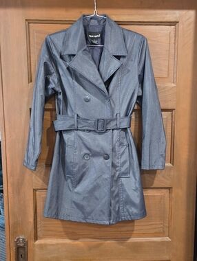 TRUE PEOPLE Metallic Gray Double-Breasted Trench Coat with Belt